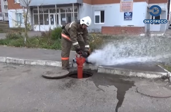 В Пензе проверили состояние пожарных гидрантов